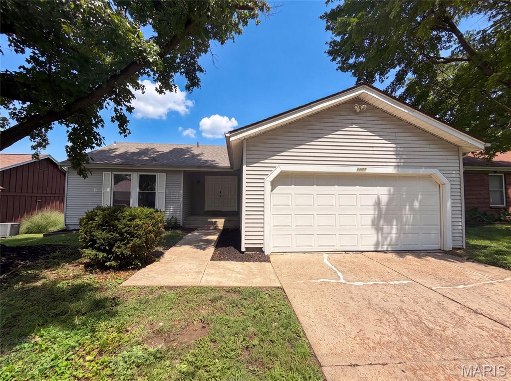 5277 Suntrail Drive Property Photo 1