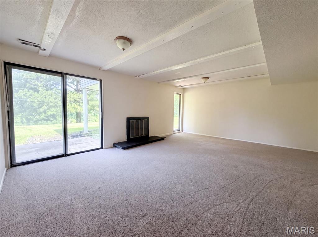5277 Suntrail Drive Property Photo 9