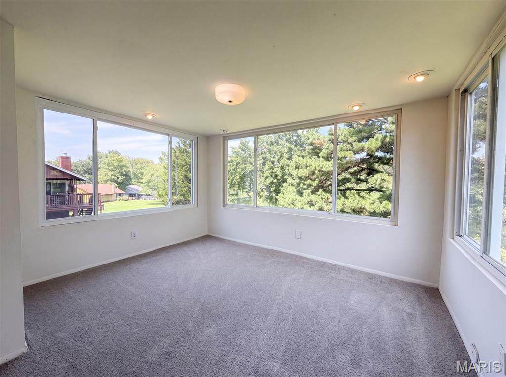 5277 Suntrail Drive Property Photo 10