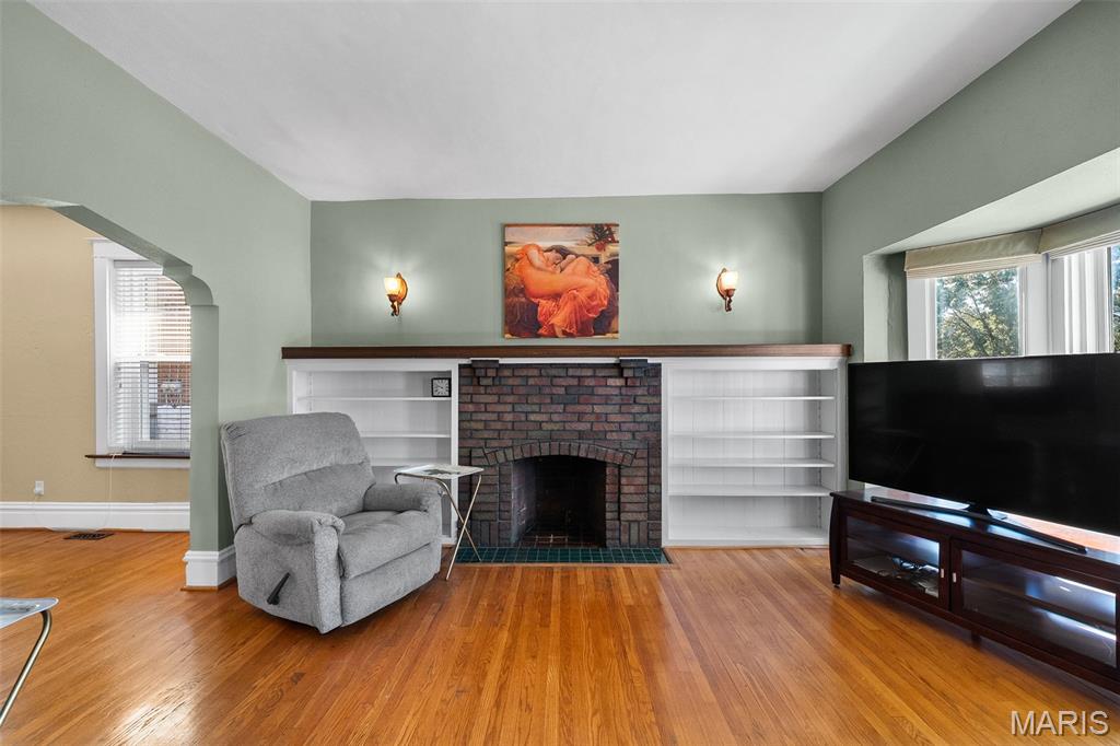 5347 Devonshire Avenue Property Photo 9