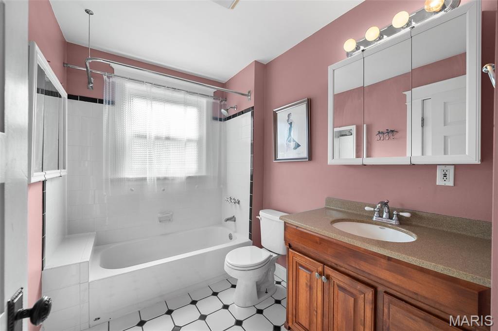 5347 Devonshire Avenue Property Photo 31