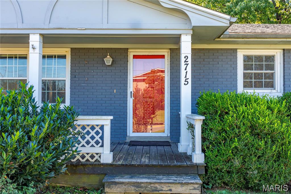 2715 Independence Street Property Photo 5