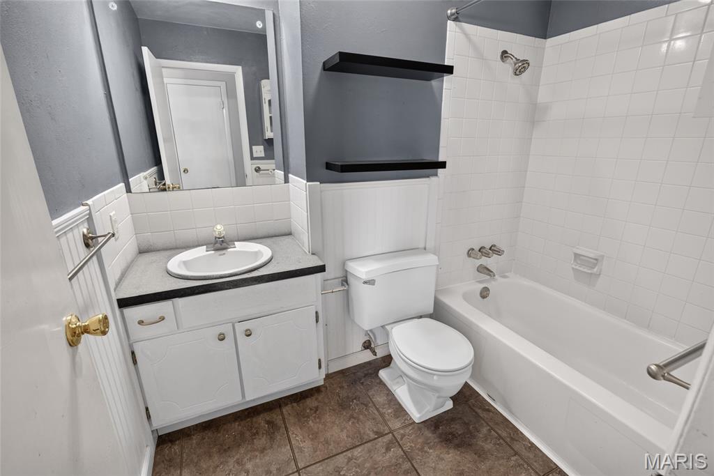 2715 Independence Street Property Photo 18