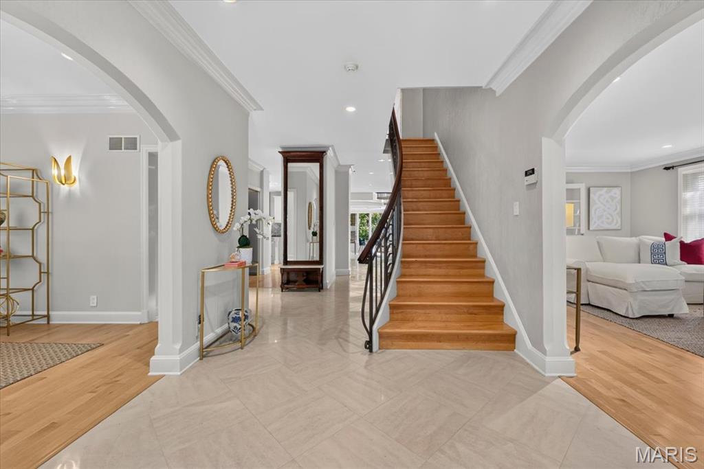 44 Broadview Drive Property Photo 3