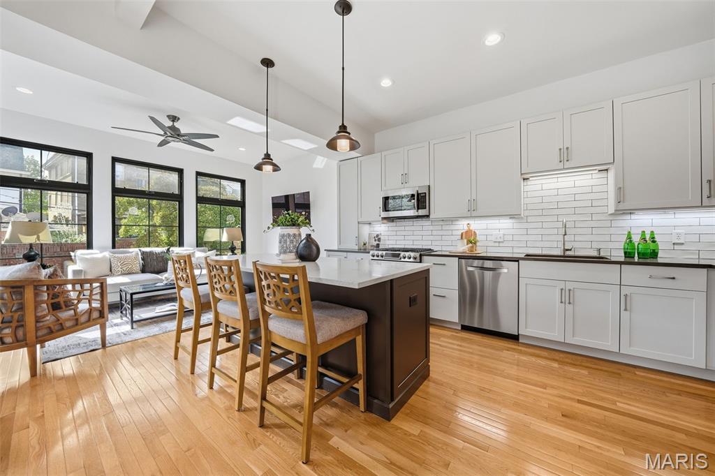 4612 Mcpherson Avenue Property Photo 14
