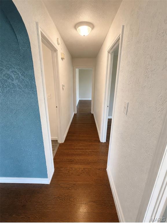 607 South Wood Avenue Property Photo 13