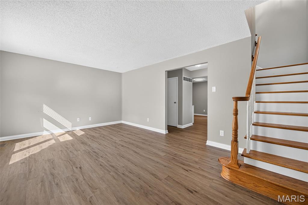 13391 Hiddendale Lane Property Photo 5