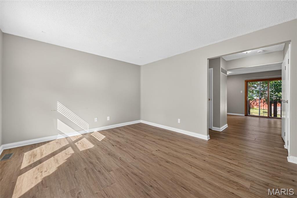 13391 Hiddendale Lane Property Photo 6