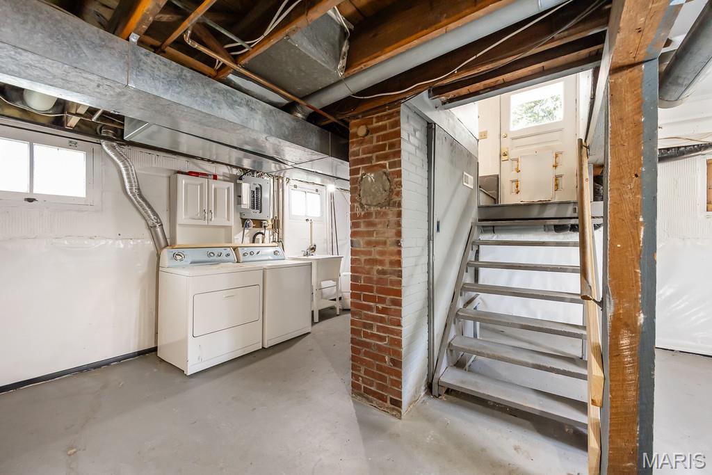 220 S Myrtle Street Property Photo 18