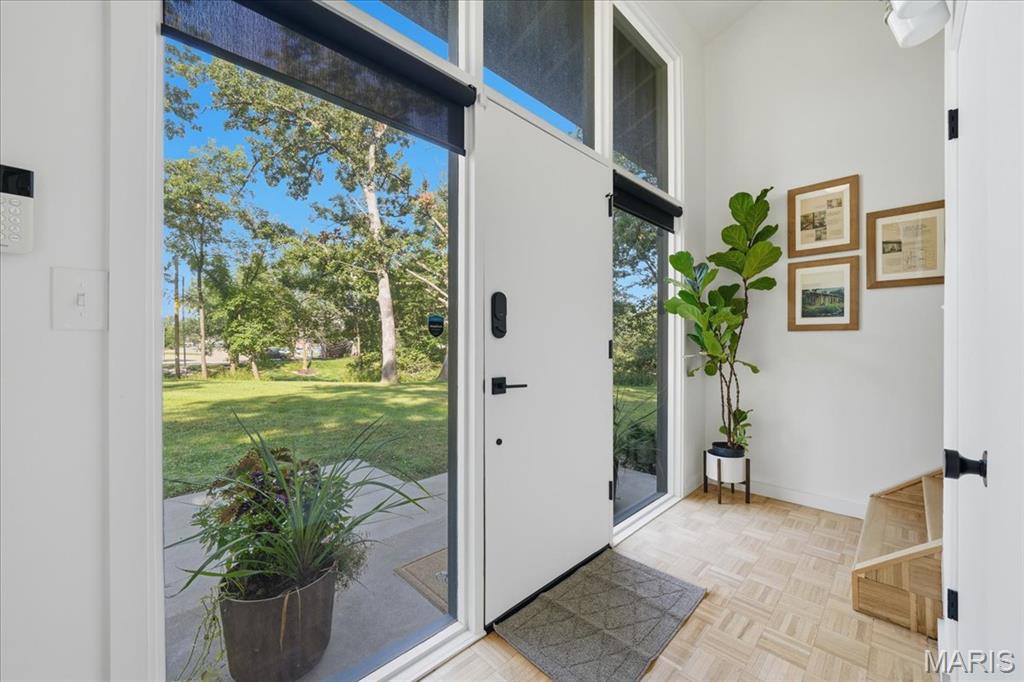 707 Genteman Road Property Photo 5