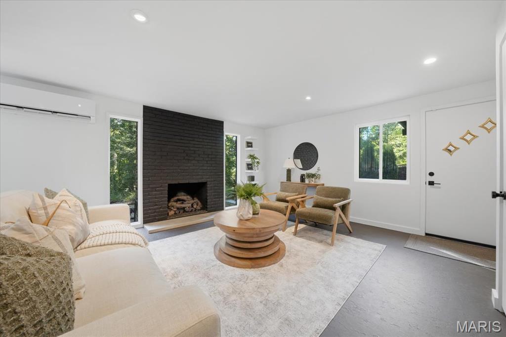 707 Genteman Road Property Photo 17