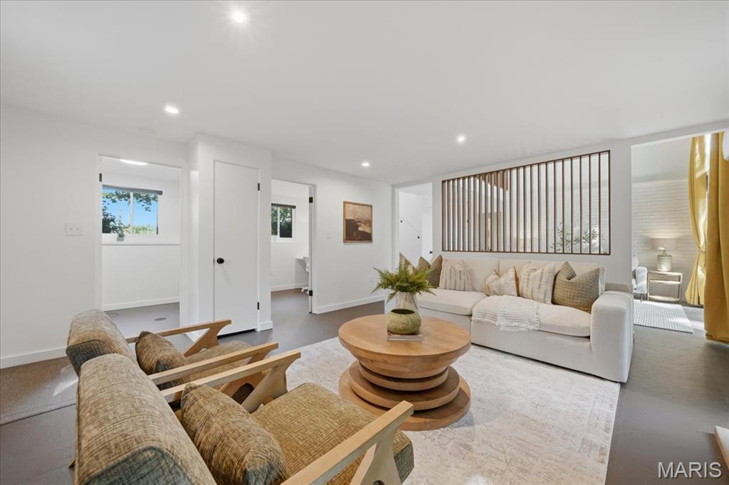 707 Genteman Road Property Photo 18