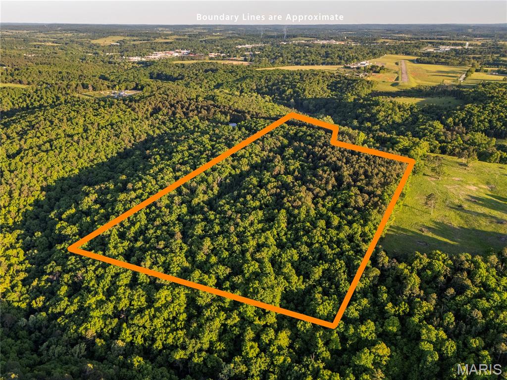 25+/- Forrest Drive Property Photo 1