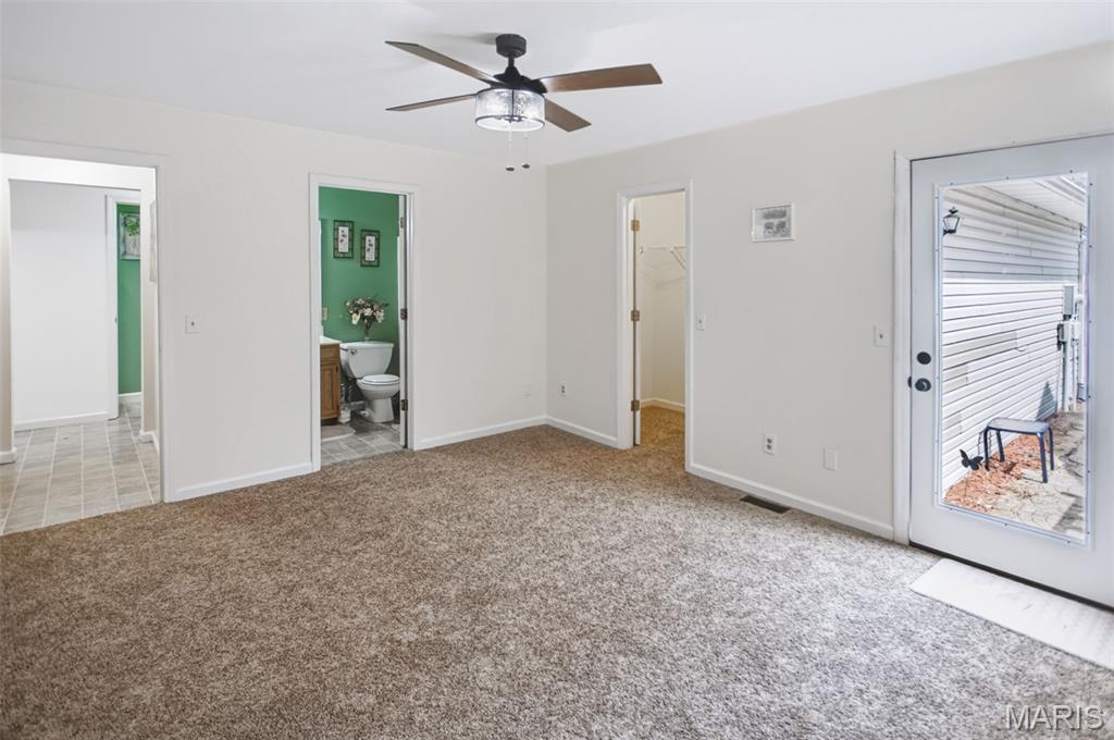 1003 Angela Court Property Photo 16