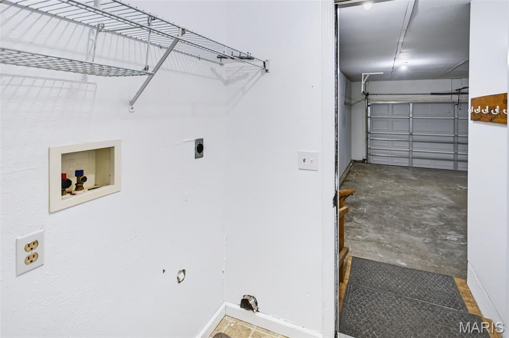 1003 Angela Court Property Photo 22