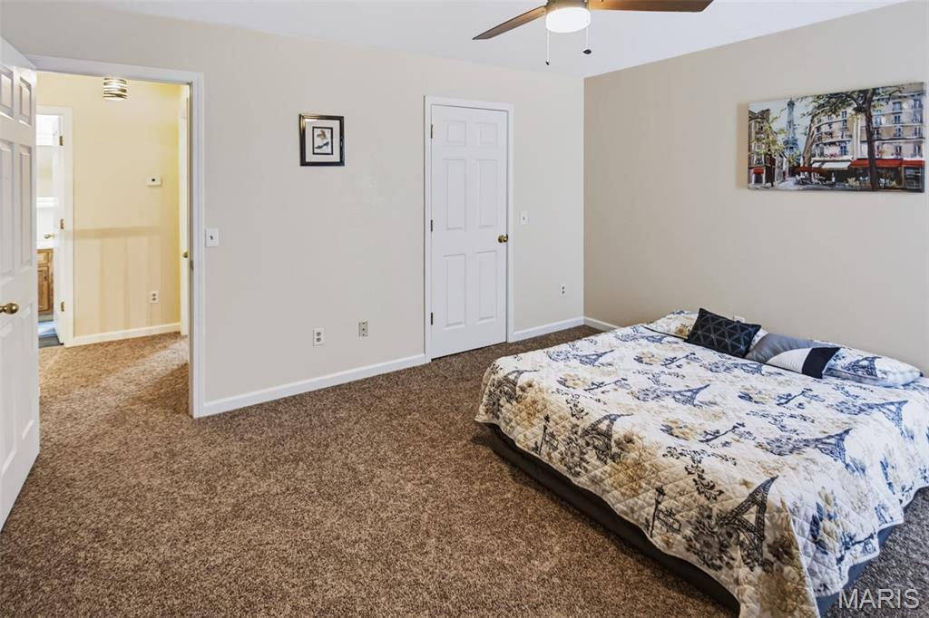 1003 Angela Court Property Photo 38