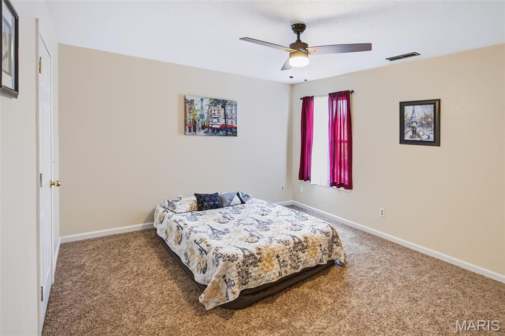 1003 Angela Court Property Photo 39
