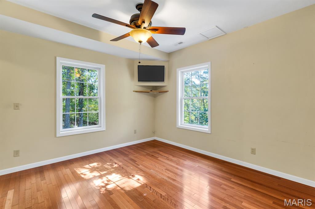 106 N Kings Road Property Photo 29