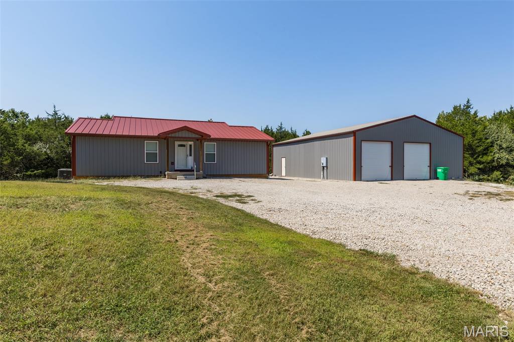 10160 Old Prairie Rd Property Photo 1