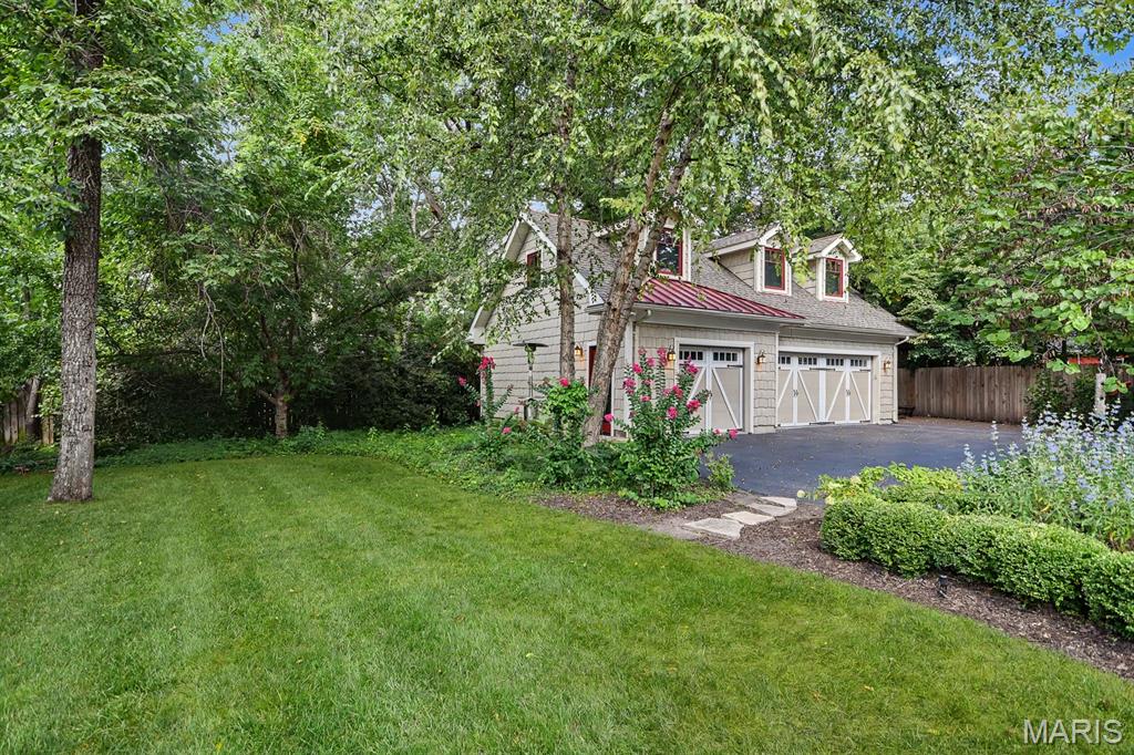 111 Edwin Avenue Property Photo 47