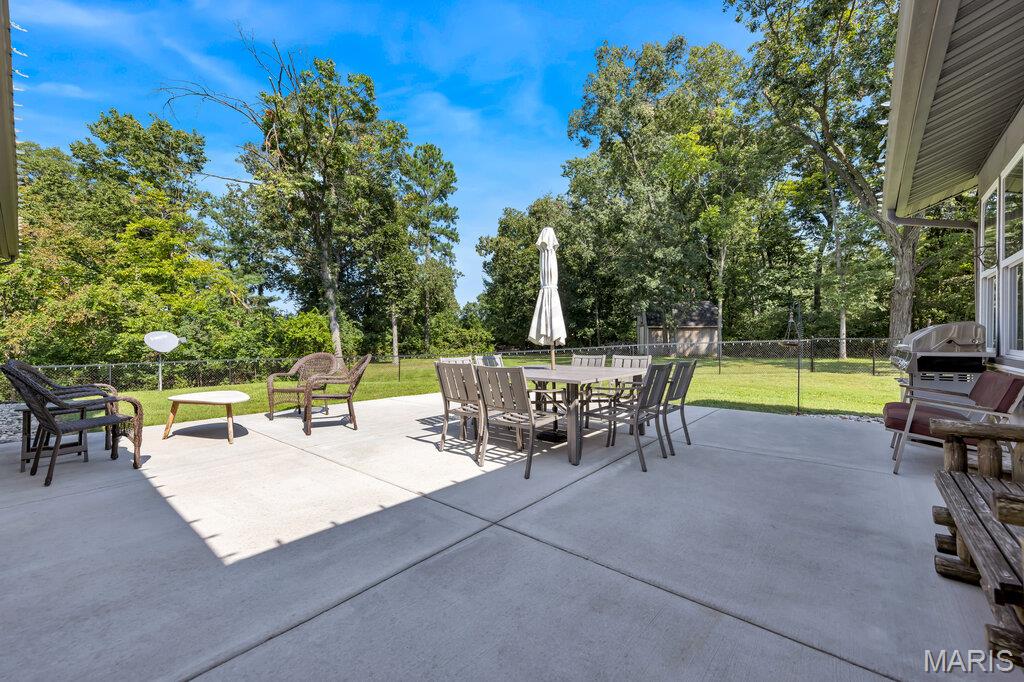 2 Bridal Oak Court Property Photo 33