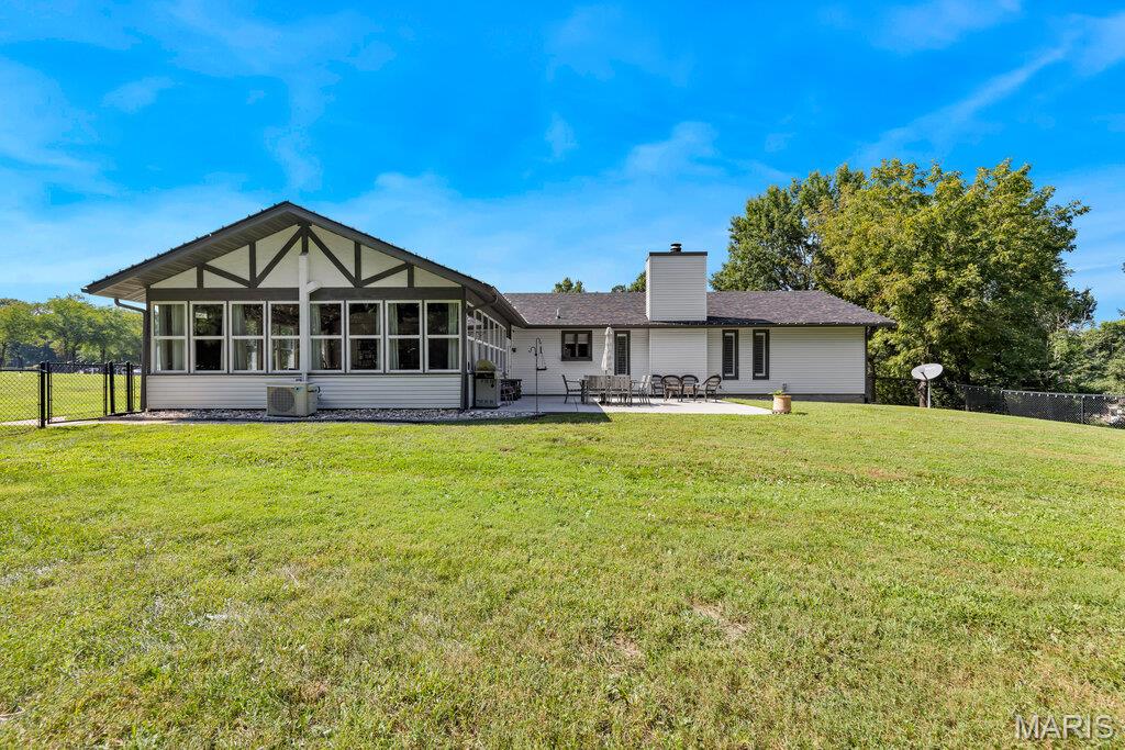 2 Bridal Oak Court Property Photo 37