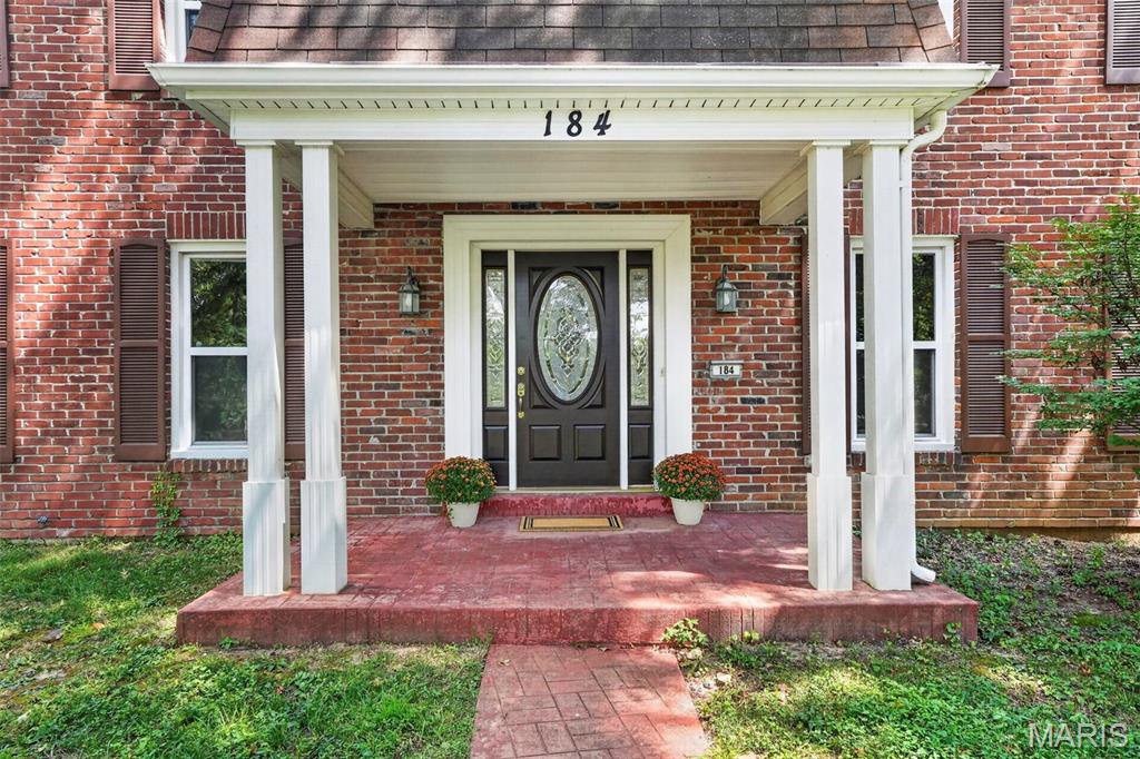 184 Gunston Hall Court Property Photo 4