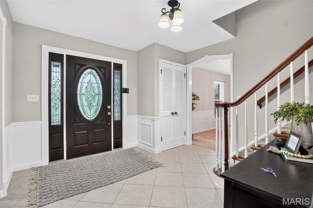 184 Gunston Hall Court Property Photo 6