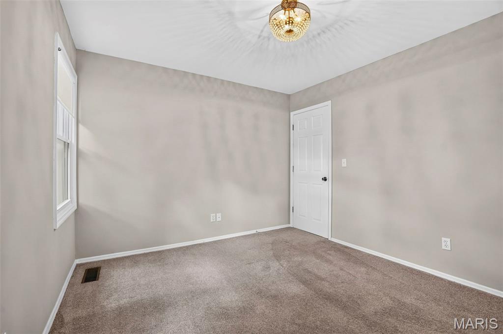 184 Gunston Hall Court Property Photo 27