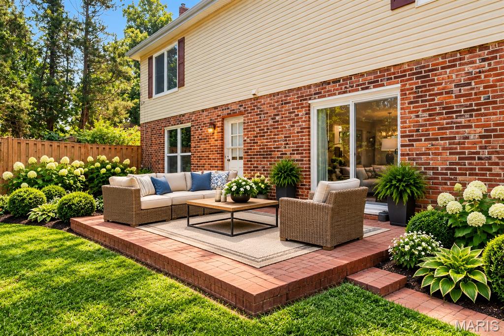 184 Gunston Hall Court Property Photo 42