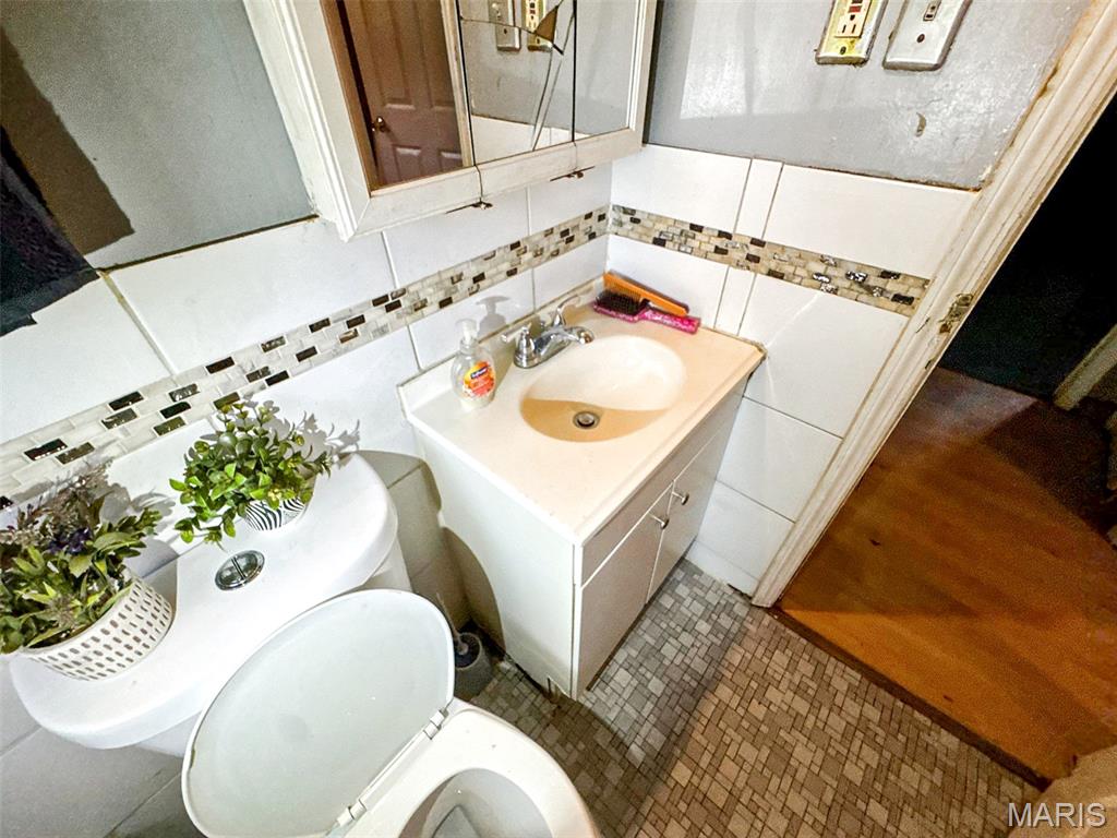 1129 Walker Avenue Property Photo 5