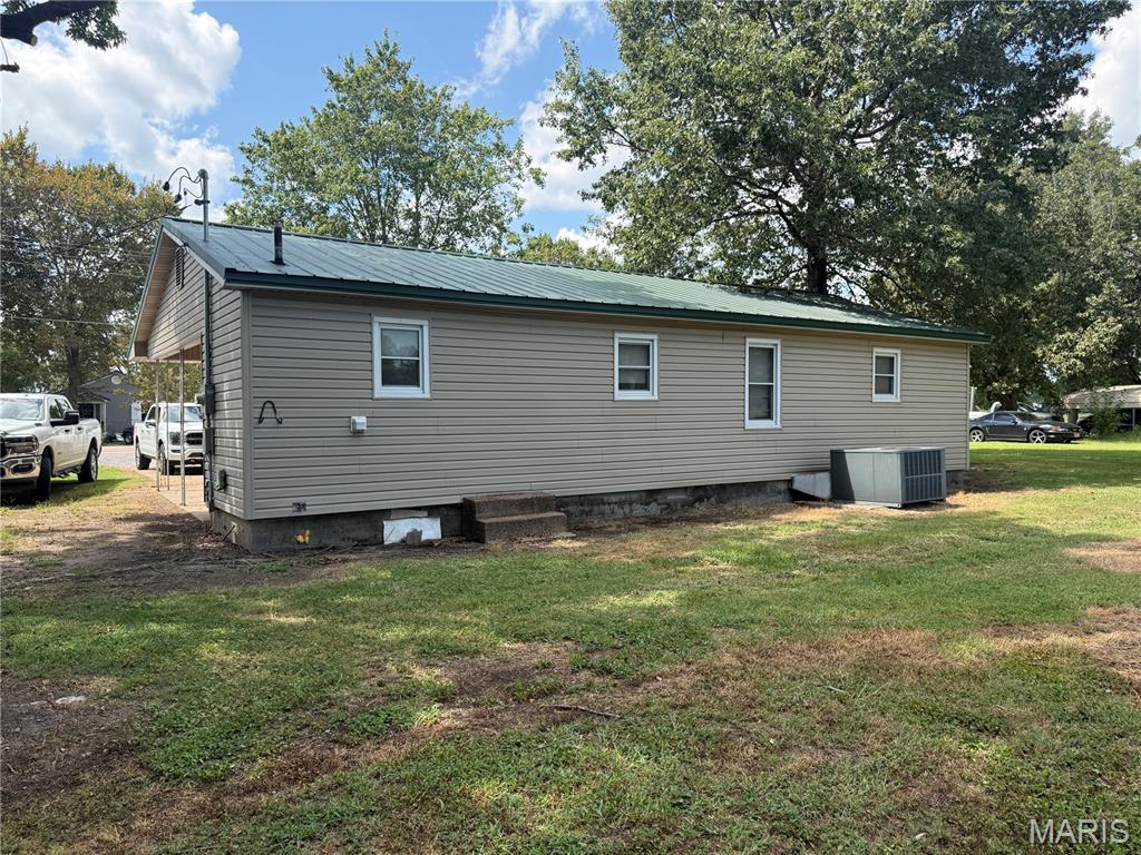 1013 State B Highway Property Photo 15