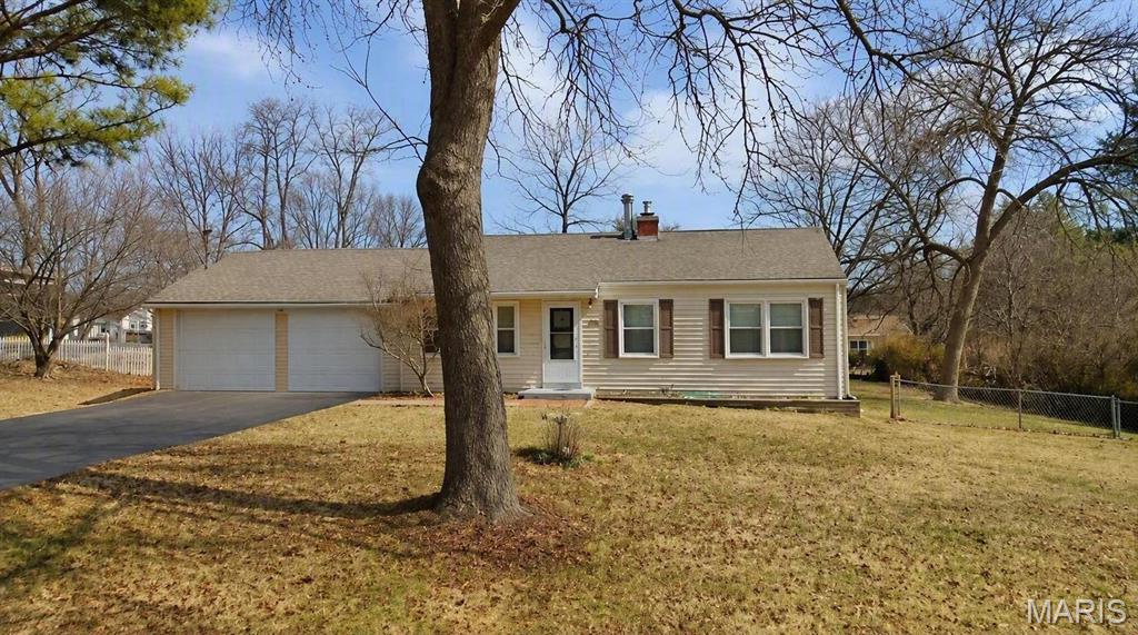 232 Newton Place Property Photo 1