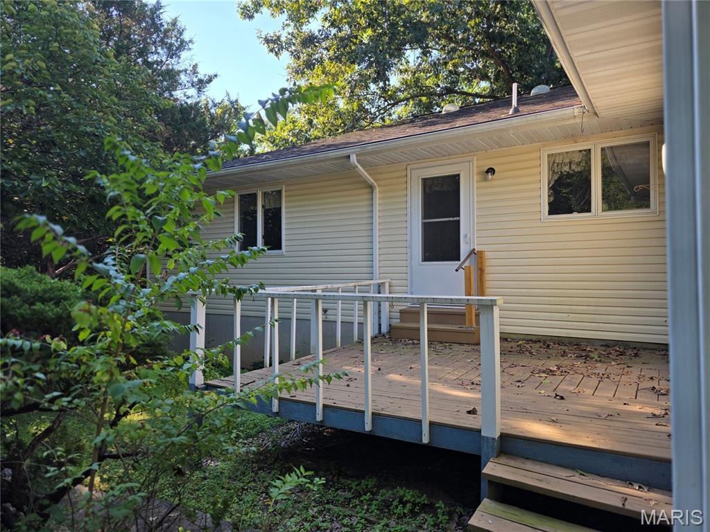 606 Greentree Road Property Photo 2