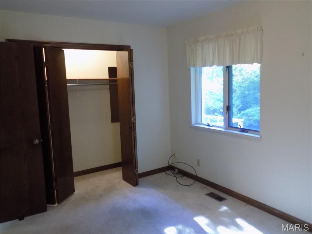 606 Greentree Road Property Photo 30