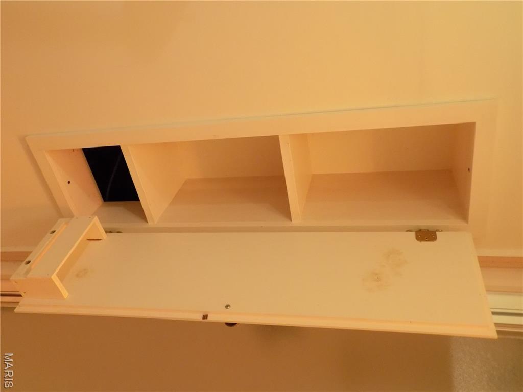 606 Greentree Road Property Photo 37