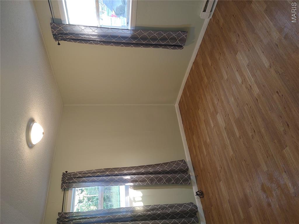 18513 Highway N Property Photo 14