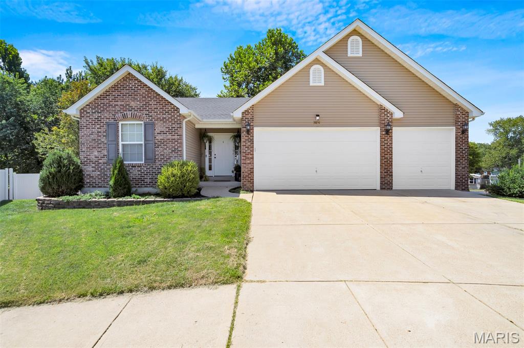 3851 Mystic Valley Drive Property Photo 1