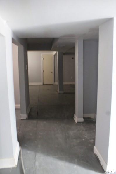 4006 Marcus Avenue Property Photo 3