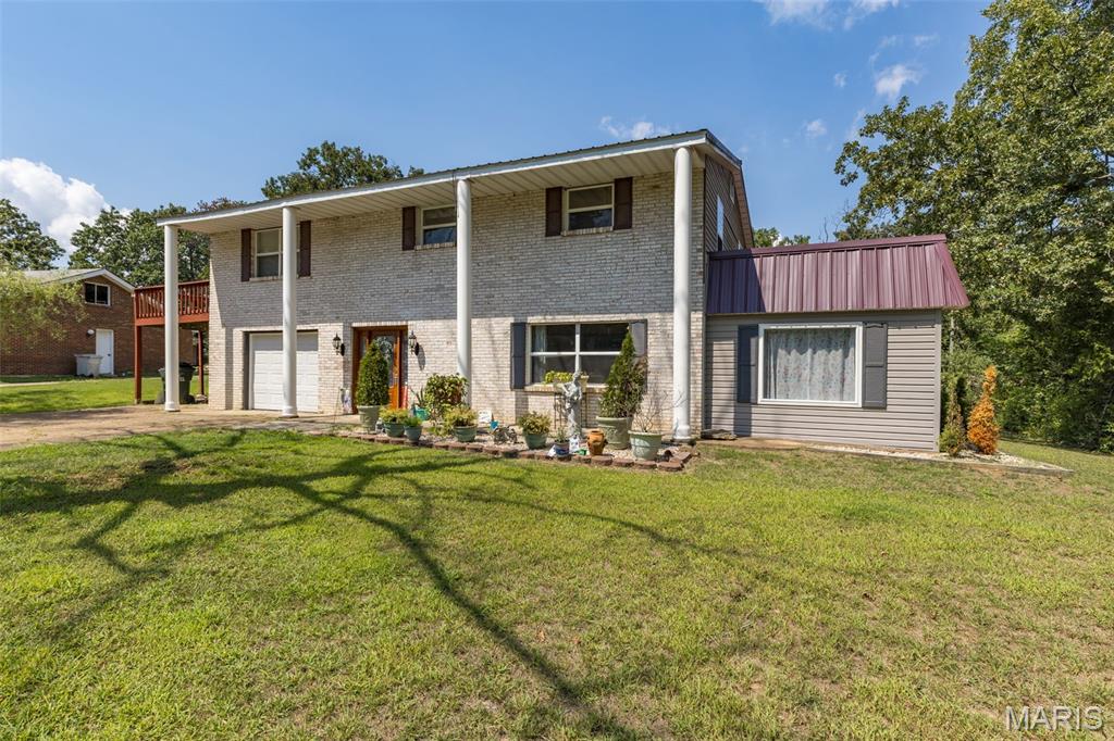 1649 Saint Francois Road Property Photo 1