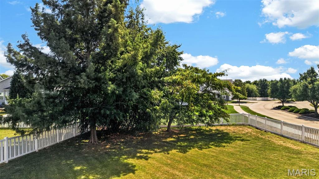 3200 Bentwater Place Property Photo 4