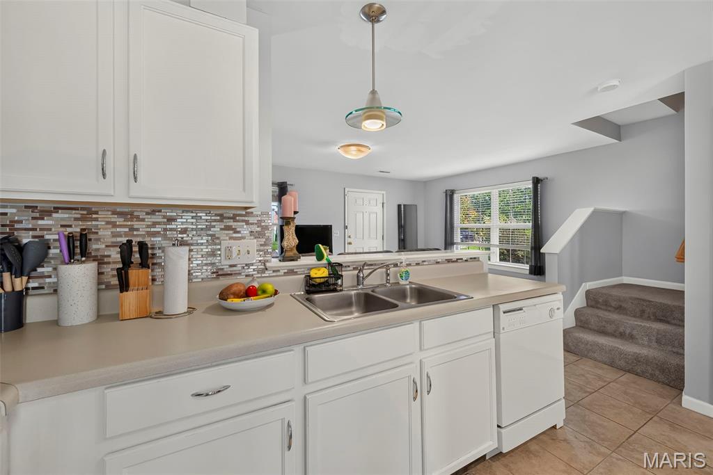 425 Wild Oak Drive Property Photo 10
