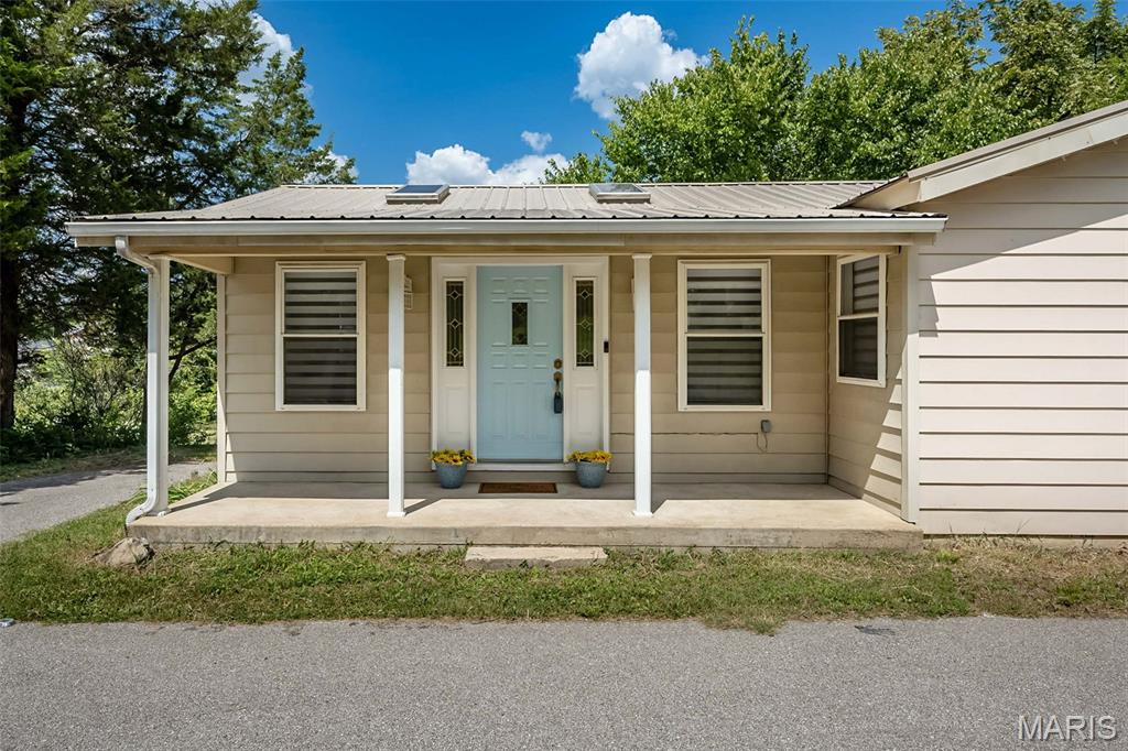 1734 Engle Drive Property Photo 5
