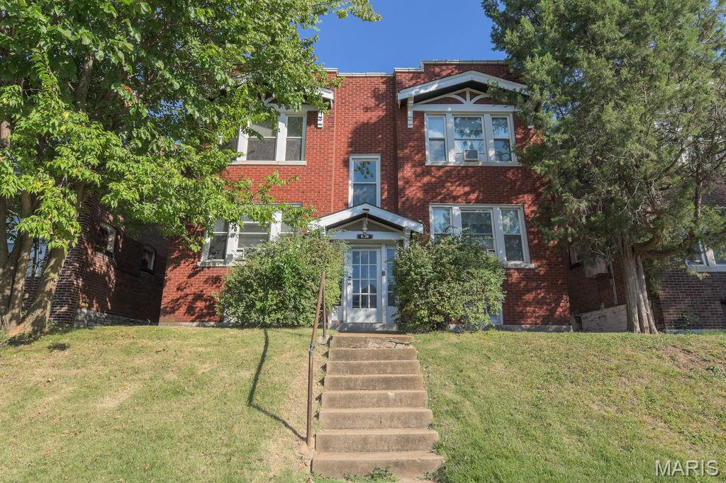 4234 Dewey Avenue
