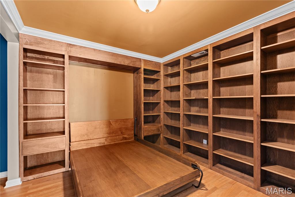10 Bridle Spur Ct Court Property Photo 32