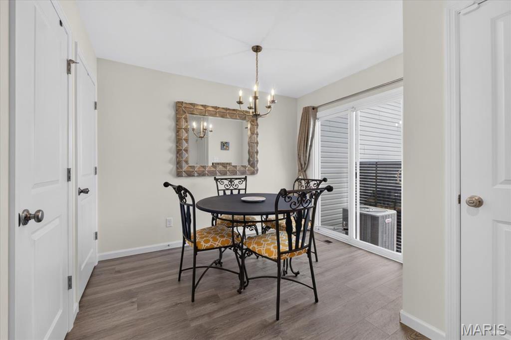 427 Sunset Hollow Drive Property Photo 13