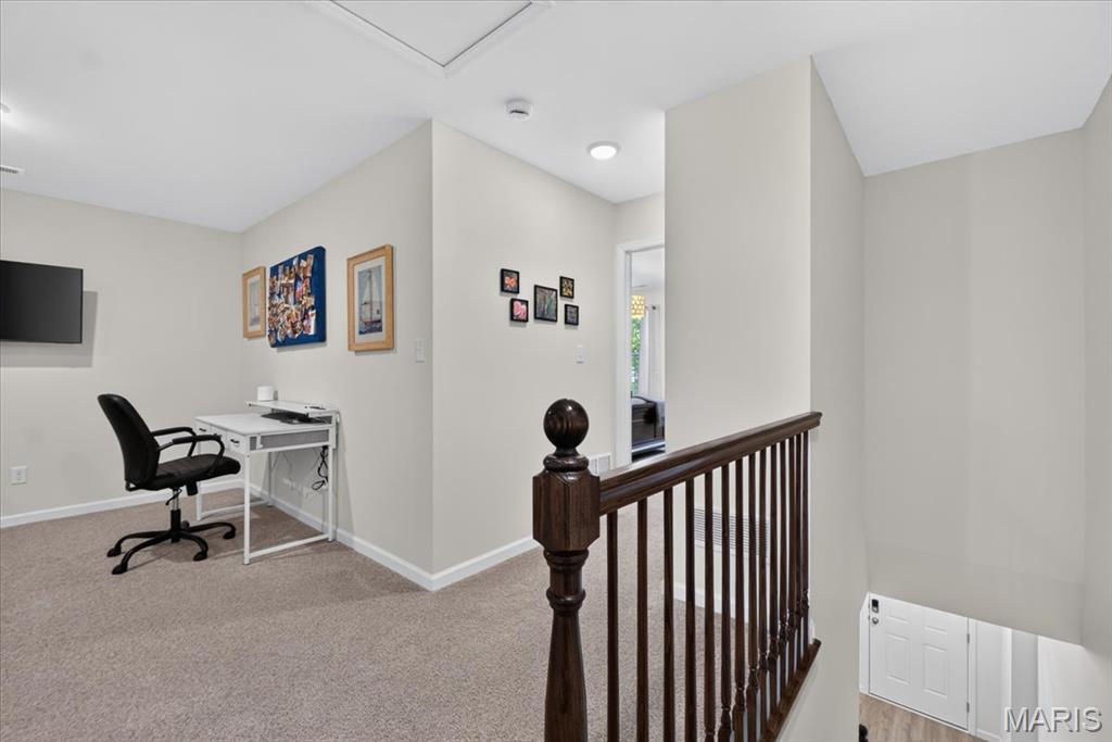 427 Sunset Hollow Drive Property Photo 15