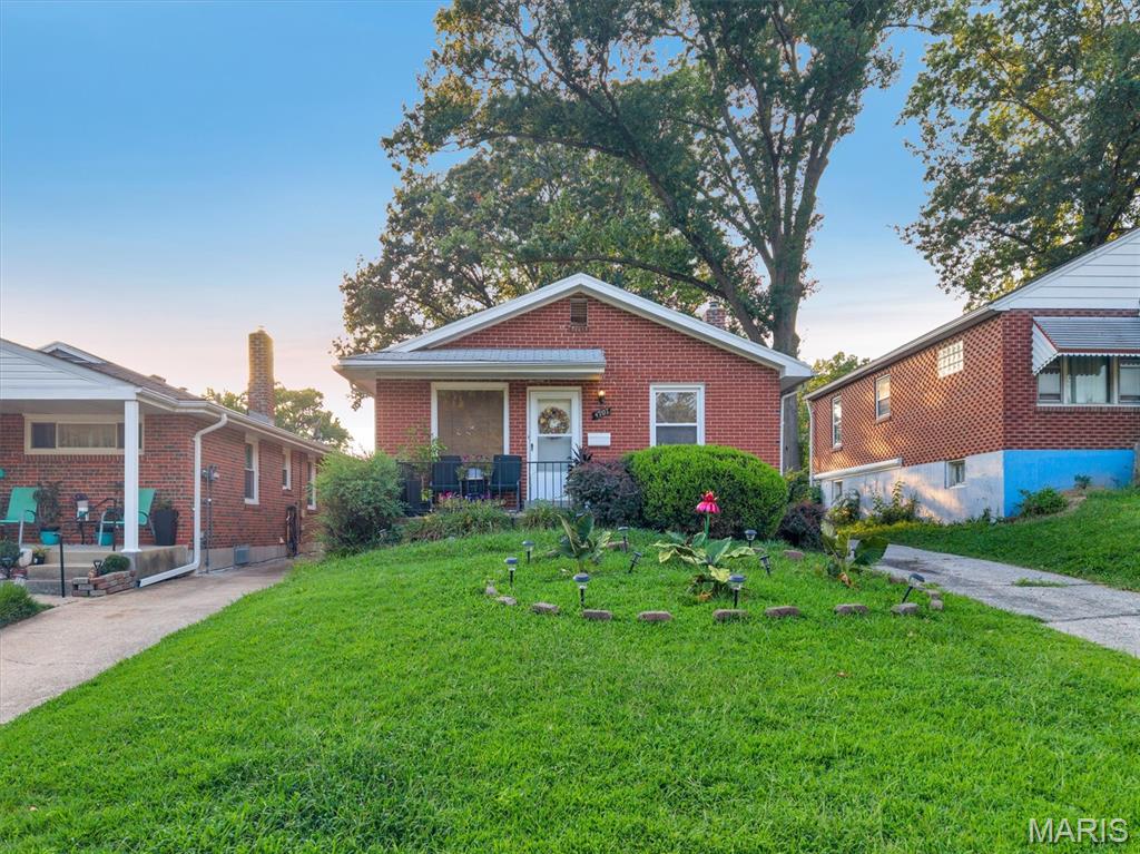 4707 Begg Boulevard Property Photo 1