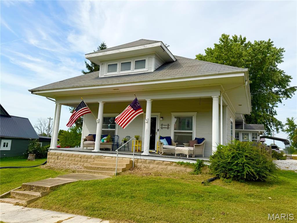 409 E Salling Street Property Photo 1