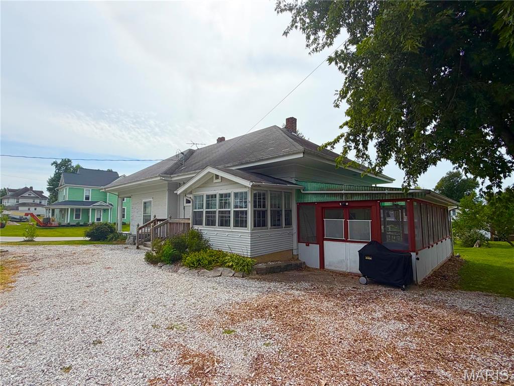 409 E Salling Street Property Photo 5
